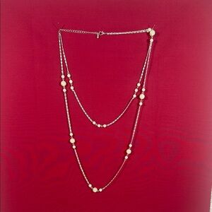 Elegant Silver and Pearl Necklace